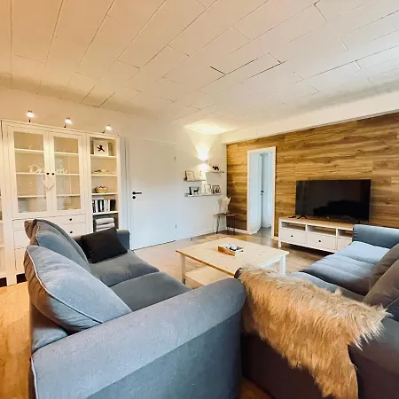 Ferienwohnung Clyde Apartment